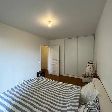 Comfortable 2 Steps From Paris *