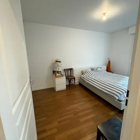 Comfortable 2 Steps From Paris * בואה-קולומב