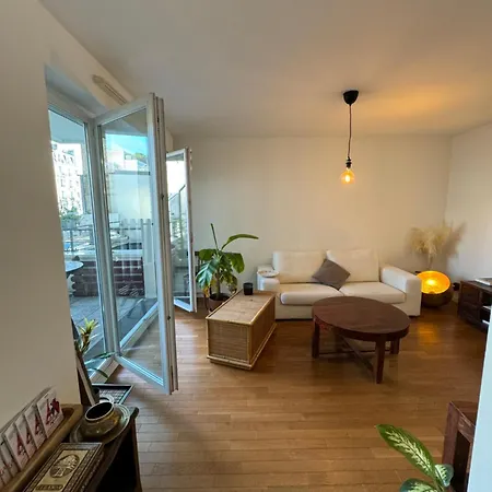 Comfortable 2 Steps From Paris