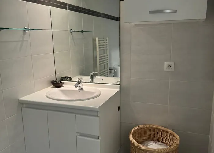 Apartment Comfortable 2 Steps From Paris Bois-Colombes
