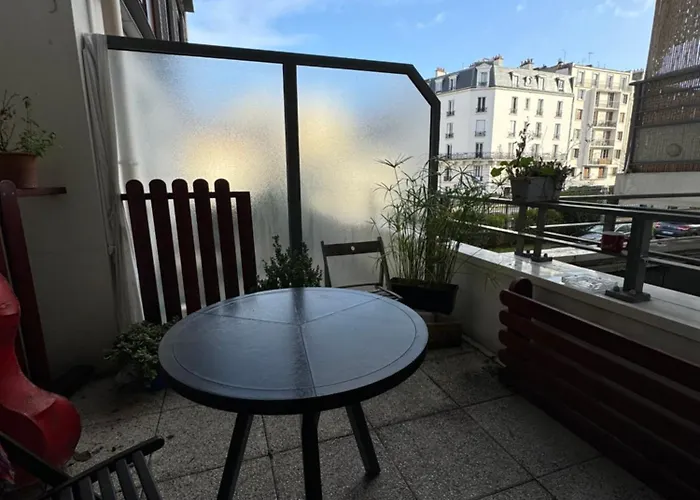 Apartment Comfortable 2 Steps From Paris *