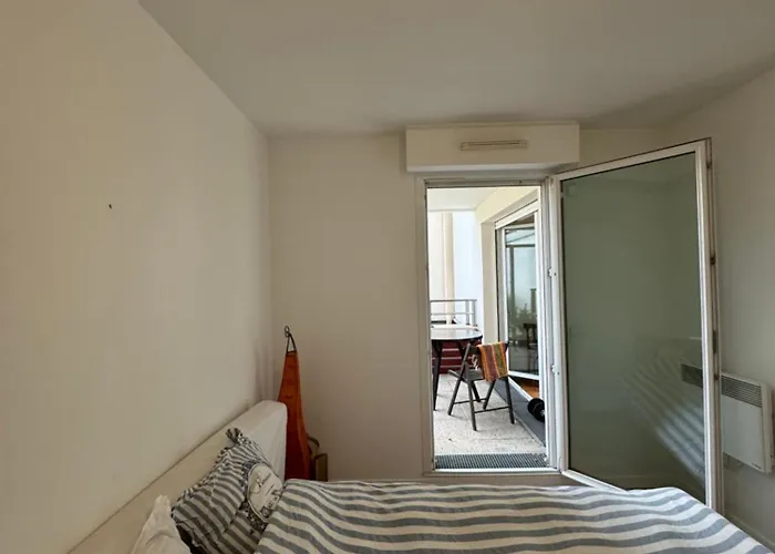 Comfortable 2 Steps From Paris Bois-Colombes